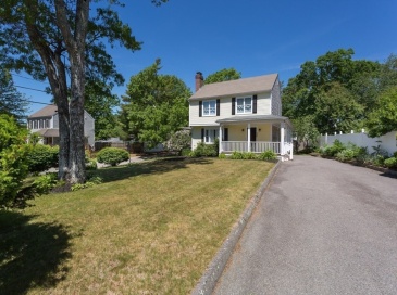 132 Lake Drive, Plymouth, Massachusetts, 3 Bedrooms Bedrooms, 8 Rooms Rooms,1.5 BathroomsBathrooms,Residential,For Sale,Lake Drive,73534962