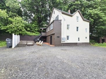 81 Limerick St, Gardner, Massachusetts, 4 Bedrooms Bedrooms, 10 Rooms Rooms,2 BathroomsBathrooms,Residential Income,For Sale,Limerick St,73529836