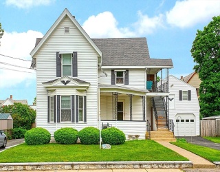 108 Third St, Leominster, Massachusetts, 5 Bedrooms Bedrooms, 9 Rooms Rooms,2 BathroomsBathrooms,Residential Income,For Sale,Third St,73534859