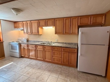 19 Lantern Road, Holbrook, Massachusetts, 1 Bedroom Bedrooms, 3 Rooms Rooms,1 BathroomBathrooms,Residential Lease,For Rent,Lantern Road,73535739