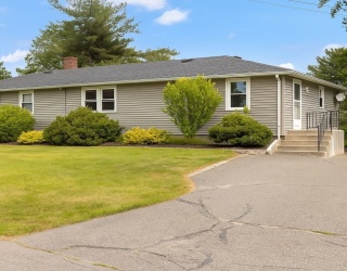 42 Neillian Street, Bedford, Massachusetts, 2 Bedrooms Bedrooms, 5 Rooms Rooms,1 BathroomBathrooms,Residential Lease,For Rent,Neillian Street,73552247
