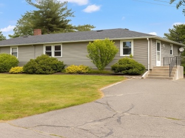 42 Neillian Street, Bedford, Massachusetts, 2 Bedrooms Bedrooms, 5 Rooms Rooms,1 BathroomBathrooms,Residential Lease,For Rent,Neillian Street,73552247