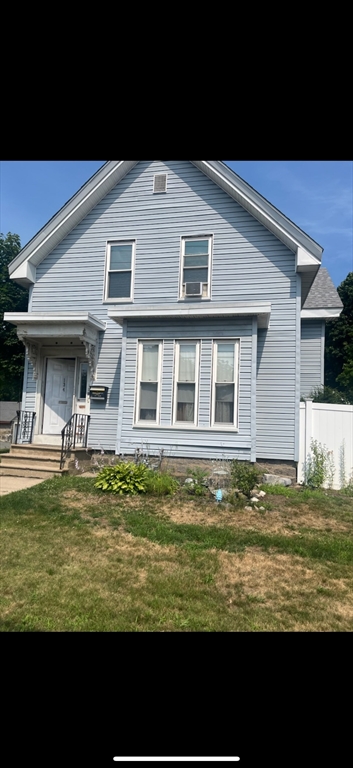 134 Summer Street, Brockton, Massachusetts, 4 Bedrooms Bedrooms, 9 Rooms Rooms,2 BathroomsBathrooms,Residential Income,For Sale,Summer Street,73552249