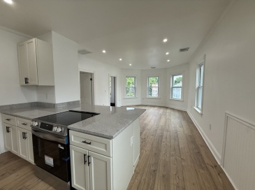 19 Reeves St, Worcester, Massachusetts, 2 Bedrooms Bedrooms, 4 Rooms Rooms,1 BathroomBathrooms,Residential Lease,For Rent,Reeves St,73552453 19 Reeves St, Worcester, Massachusetts, 2 Bedrooms Bedrooms, 4 Rooms Rooms,1 BathroomBathrooms,Residential Lease,For Rent,Reeves St,73552453