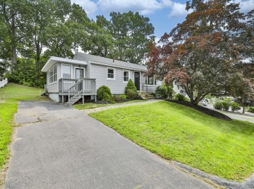 17 Robinson St, Fitchburg, Massachusetts, 2 Bedrooms Bedrooms, 4 Rooms Rooms,1 BathroomBathrooms,Residential Lease,For Rent,Robinson St,73552491 17 Robinson St, Fitchburg, Massachusetts, 2 Bedrooms Bedrooms, 4 Rooms Rooms,1 BathroomBathrooms,Residential Lease,For Rent,Robinson St,73552491