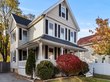 14 Everett, Medford, Massachusetts, 3 Bedrooms Bedrooms, 6 Rooms Rooms,1 BathroomBathrooms,Residential Lease,For Rent,Everett,73552289 14 Everett, Medford, Massachusetts, 3 Bedrooms Bedrooms, 6 Rooms Rooms,1 BathroomBathrooms,Residential Lease,For Rent,Everett,73552289