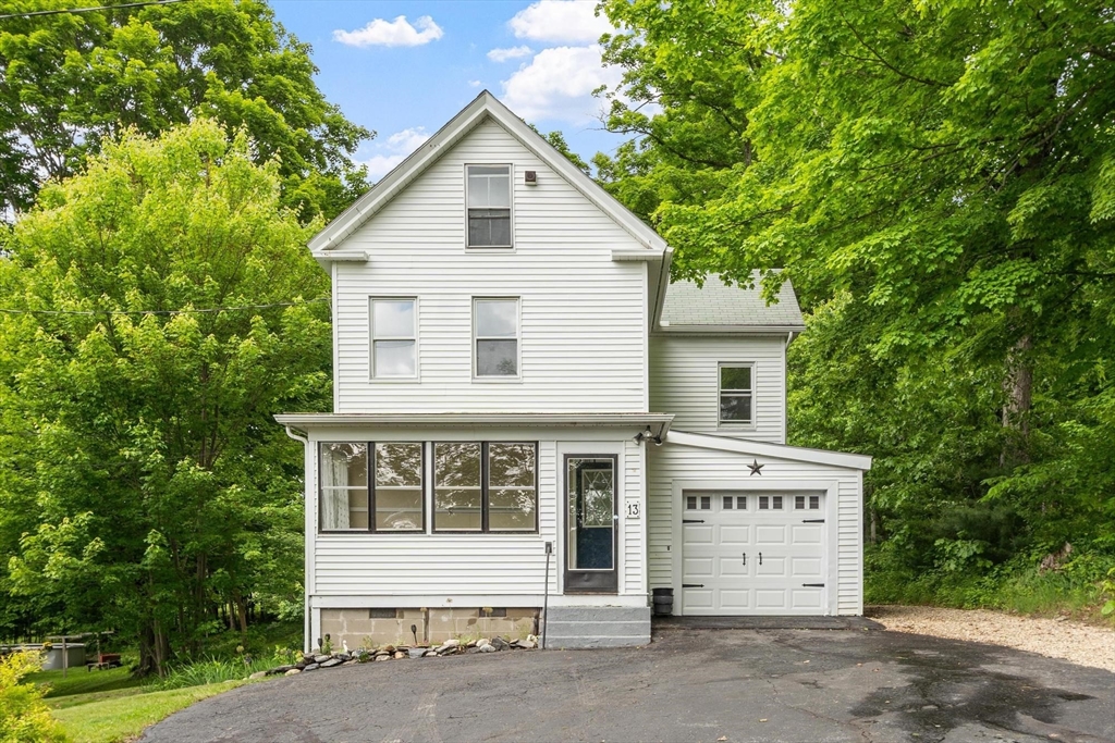 13 Windmill Hill Rd, Groton, Massachusetts, 3 Bedrooms Bedrooms, 8 Rooms Rooms,1.5 BathroomsBathrooms,Residential,For Sale,Windmill Hill Rd,73528184