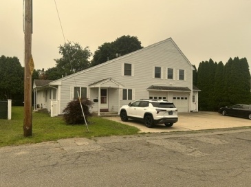 28 Farragut Street, Lowell, Massachusetts, 2 Bedrooms Bedrooms, 4 Rooms Rooms,1 BathroomBathrooms,Residential Lease,For Rent,Farragut Street,73552298 28 Farragut Street, Lowell, Massachusetts, 2 Bedrooms Bedrooms, 4 Rooms Rooms,1 BathroomBathrooms,Residential Lease,For Rent,Farragut Street,73552298