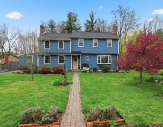 99 Blackberry Lane, Northampton, Massachusetts, 4 Bedrooms Bedrooms, 11 Rooms Rooms,2.5 BathroomsBathrooms,Residential,For Sale,Blackberry Lane,73512055