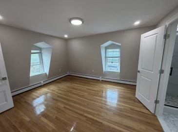 6 Channing St, Newton, Massachusetts, 2 Bedrooms Bedrooms, 6 Rooms Rooms,2 BathroomsBathrooms,Residential Lease,For Rent,Channing St,73518198
