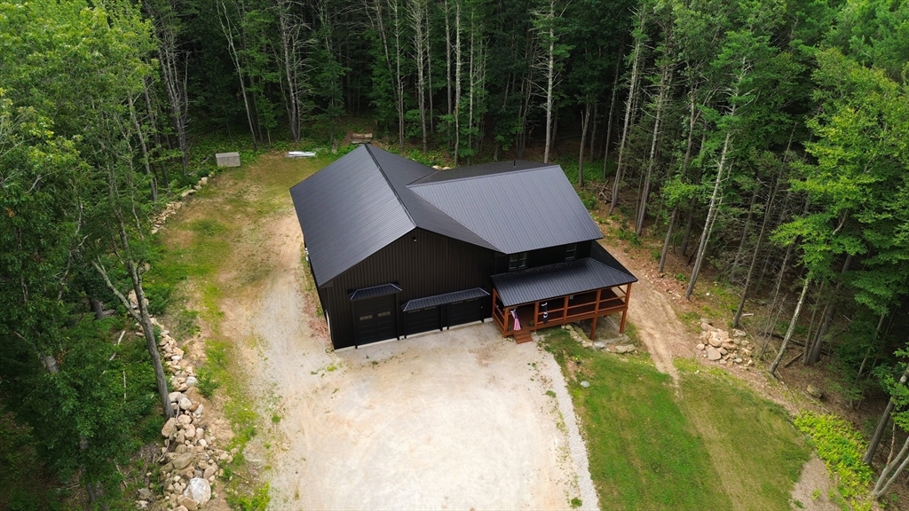 50 Hillside Dr, Sturbridge, Massachusetts, 4 Bedrooms Bedrooms, 8 Rooms Rooms,2.5 BathroomsBathrooms,Residential,For Sale,Hillside Dr,73552284