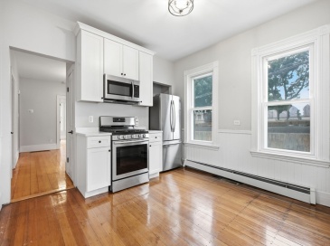 97 Horace St, Boston, Massachusetts, 2 Bedrooms Bedrooms, 4 Rooms Rooms,1 BathroomBathrooms,Residential Lease,For Rent,Horace St,73552380