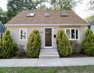 329 Bridge St, Dedham, Massachusetts, 3 Bedrooms Bedrooms, 6 Rooms Rooms,3 BathroomsBathrooms,Residential Lease,For Rent,Bridge St,73552390
