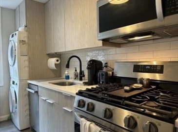 125 Salem Street, Boston, Massachusetts, 2 Bedrooms Bedrooms, 3 Rooms Rooms,1 BathroomBathrooms,Residential Lease,For Rent,Salem Street,73552418 125 Salem Street, Boston, Massachusetts, 2 Bedrooms Bedrooms, 3 Rooms Rooms,1 BathroomBathrooms,Residential Lease,For Rent,Salem Street,73552418