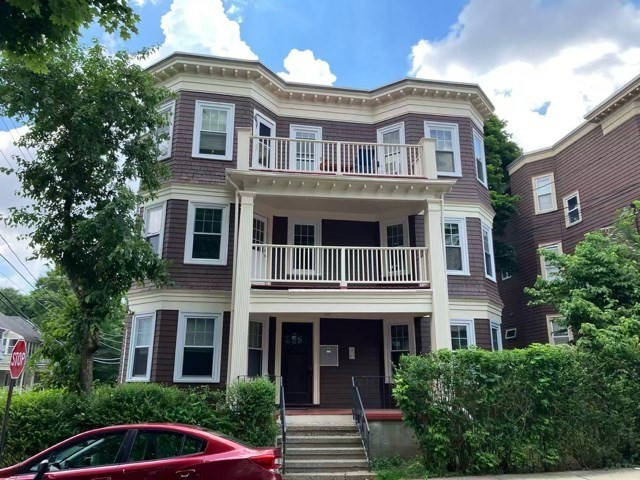 15 Atkins St, Boston, Massachusetts, 2 Bedrooms Bedrooms, 5 Rooms Rooms,1 BathroomBathrooms,Residential Lease,For Rent,Atkins St,73552412