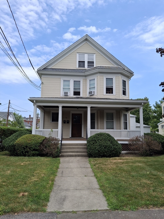 15 Broadway, Newton, Massachusetts, 1 Bedroom Bedrooms, 4 Rooms Rooms,1 BathroomBathrooms,Residential Lease,For Rent,Broadway,73552588
