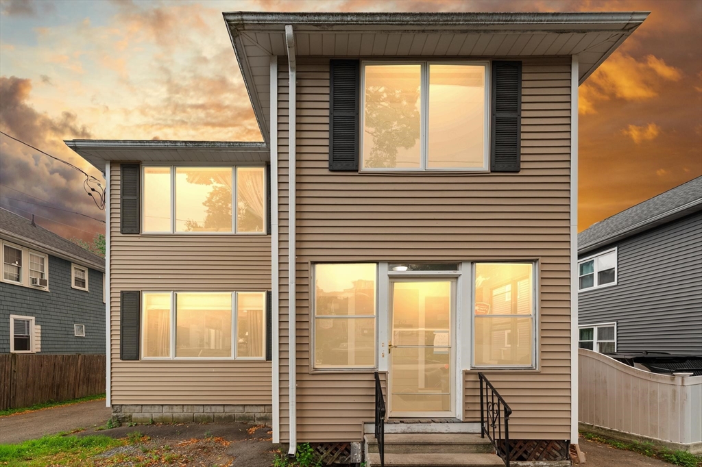 60 Durso Ave, Malden, Massachusetts, 4 Bedrooms Bedrooms, 8 Rooms Rooms,2 BathroomsBathrooms,Residential Income,For Sale,Durso Ave,73552599