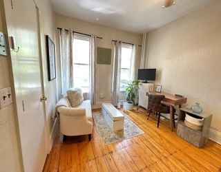 19 South Russell, Boston, Massachusetts, 1 Bedroom Bedrooms, 2 Rooms Rooms,1 BathroomBathrooms,Residential Lease,For Rent,South Russell,73552603