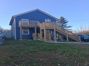 48 Curtis, Hinsdale, Massachusetts, 4 Bedrooms Bedrooms, 10 Rooms Rooms,2 BathroomsBathrooms,Residential Income,For Sale,Curtis,73552637