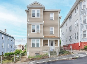 11 Shamrock St, Worcester, Massachusetts, 9 Bedrooms Bedrooms, 15 Rooms Rooms,3 BathroomsBathrooms,Residential Income,For Sale,Shamrock St,73552563