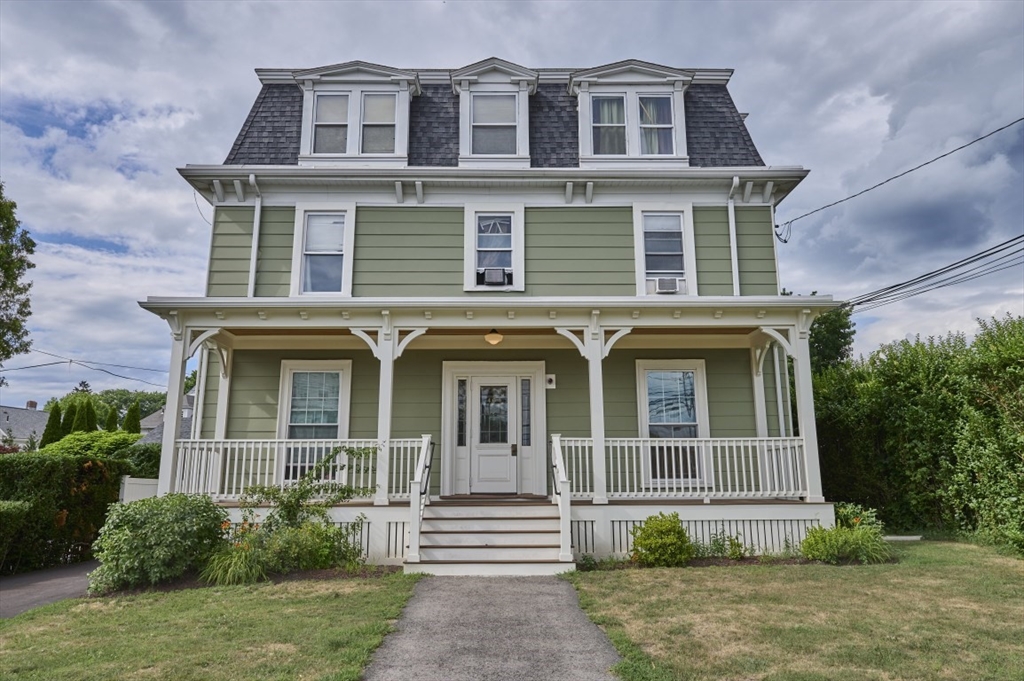 408-410 Crescent St, Waltham, Massachusetts, 6 Bedrooms Bedrooms, 17 Rooms Rooms,6 BathroomsBathrooms,Residential Income,For Sale,Crescent St,73552657