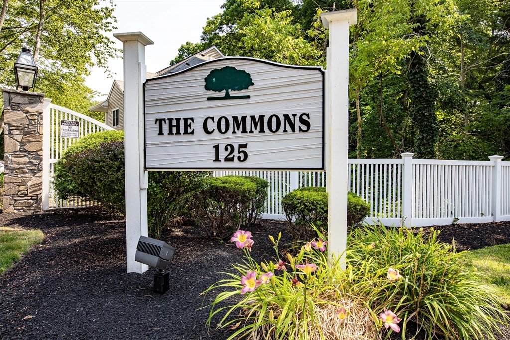 125 Highland Street, Taunton, Massachusetts, 2 Bedrooms Bedrooms, 6 Rooms Rooms,1.5 BathroomsBathrooms,Residential,For Sale,Highland Street,73552532