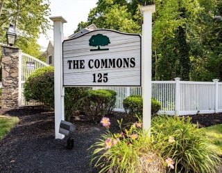 125 Highland Street, Taunton, Massachusetts, 2 Bedrooms Bedrooms, 6 Rooms Rooms,1.5 BathroomsBathrooms,Residential,For Sale,Highland Street,73552532