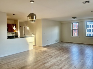 70 Washington St., Haverhill, Massachusetts, 3 Bedrooms Bedrooms, 4 Rooms Rooms,2 BathroomsBathrooms,Residential Lease,For Rent,Washington St.,73552529