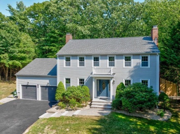 1262 Randolph Ave, Milton, Massachusetts, 4 Bedrooms Bedrooms, 11 Rooms Rooms,4 BathroomsBathrooms,Residential,For Sale,Randolph Ave,73552638