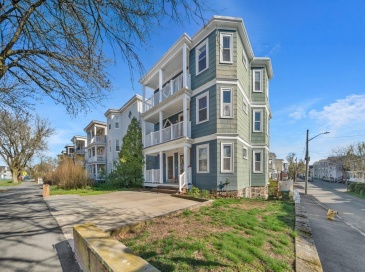 154 Fellsway W, Medford, Massachusetts, 3 Bedrooms Bedrooms, 6 Rooms Rooms,2 BathroomsBathrooms,Residential,For Sale,Fellsway W,73552338 154 Fellsway W, Medford, Massachusetts, 3 Bedrooms Bedrooms, 6 Rooms Rooms,2 BathroomsBathrooms,Residential,For Sale,Fellsway W,73552338