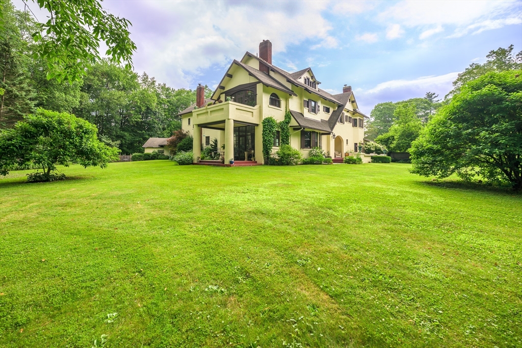 1 and 5 Park Ave, Dalton, Massachusetts, 4 Bedrooms Bedrooms, 14 Rooms Rooms,7 BathroomsBathrooms,Residential,For Sale,Park Ave,73552517