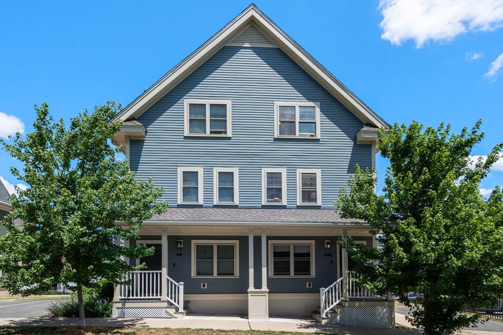 49 A Edgewood St, Boston, Massachusetts, 3 Bedrooms Bedrooms, 5 Rooms Rooms,2 BathroomsBathrooms,Residential,For Sale,Edgewood St,73552402