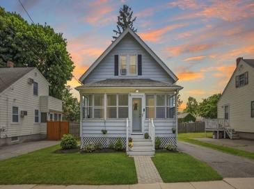 5 Linden Road, Peabody, Massachusetts, 2 Bedrooms Bedrooms, 6 Rooms Rooms,1.5 BathroomsBathrooms,Residential,For Sale,Linden Road,73552507 5 Linden Road, Peabody, Massachusetts, 2 Bedrooms Bedrooms, 6 Rooms Rooms,1.5 BathroomsBathrooms,Residential,For Sale,Linden Road,73552507