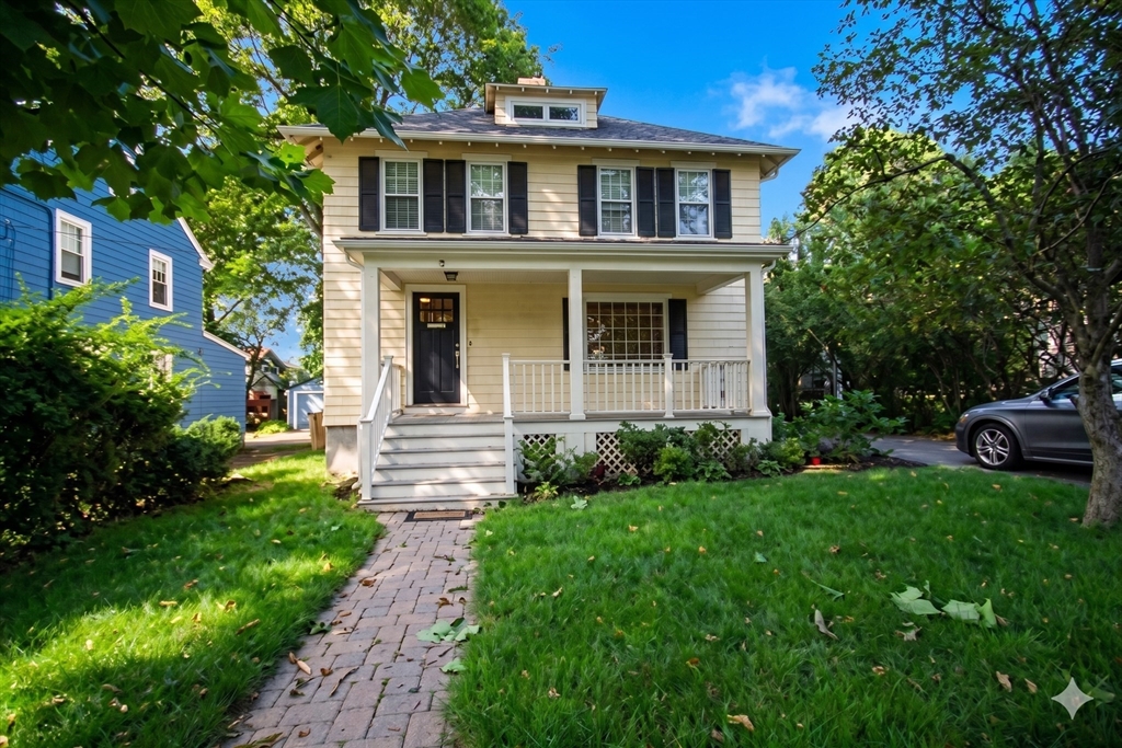 30 Farmcrest Ave, Lexington, Massachusetts, 3 Bedrooms Bedrooms, 8 Rooms Rooms,2.5 BathroomsBathrooms,Residential Lease,For Rent,Farmcrest Ave,73507081