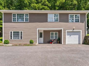 60 Brewer Street, Northborough, Massachusetts, 3 Bedrooms Bedrooms, 11 Rooms Rooms,2 BathroomsBathrooms,Residential,For Sale,Brewer Street,73552420 60 Brewer Street, Northborough, Massachusetts, 3 Bedrooms Bedrooms, 11 Rooms Rooms,2 BathroomsBathrooms,Residential,For Sale,Brewer Street,73552420