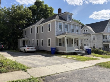 26-28 Devens St, Greenfield, Massachusetts, 6 Bedrooms Bedrooms, 10 Rooms Rooms,2 BathroomsBathrooms,Residential Income,For Sale,Devens St,73552557