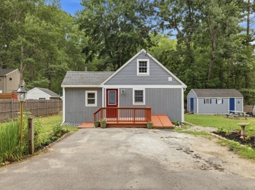18 Fuller Ave, Lancaster, Massachusetts, 3 Bedrooms Bedrooms, 5 Rooms Rooms,1 BathroomBathrooms,Residential,For Sale,Fuller Ave,73552668