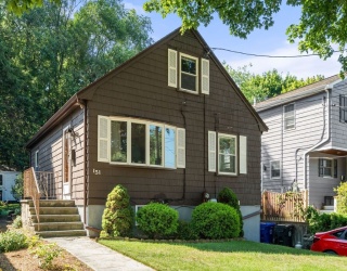 151 Wright Street, Arlington, Massachusetts, 3 Bedrooms Bedrooms, 6 Rooms Rooms,1.5 BathroomsBathrooms,Residential,For Sale,Wright Street,73552680