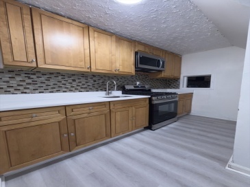 33 Greenbrier St., Boston, Massachusetts, 3 Bedrooms Bedrooms, 6 Rooms Rooms,1 BathroomBathrooms,Residential Lease,For Rent,Greenbrier St.,73552691