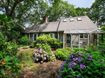 72 Loop Rd, Falmouth, Massachusetts, 4 Bedrooms Bedrooms, 7 Rooms Rooms,3 BathroomsBathrooms,Residential,For Sale,Loop Rd,73552714 72 Loop Rd, Falmouth, Massachusetts, 4 Bedrooms Bedrooms, 7 Rooms Rooms,3 BathroomsBathrooms,Residential,For Sale,Loop Rd,73552714