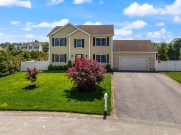 55 Sloop Drive, Portsmouth, Rhode Island, 3 Bedrooms Bedrooms, 7 Rooms Rooms,3.5 BathroomsBathrooms,Residential,For Sale,Sloop Drive,73552720 55 Sloop Drive, Portsmouth, Rhode Island, 3 Bedrooms Bedrooms, 7 Rooms Rooms,3.5 BathroomsBathrooms,Residential,For Sale,Sloop Drive,73552720