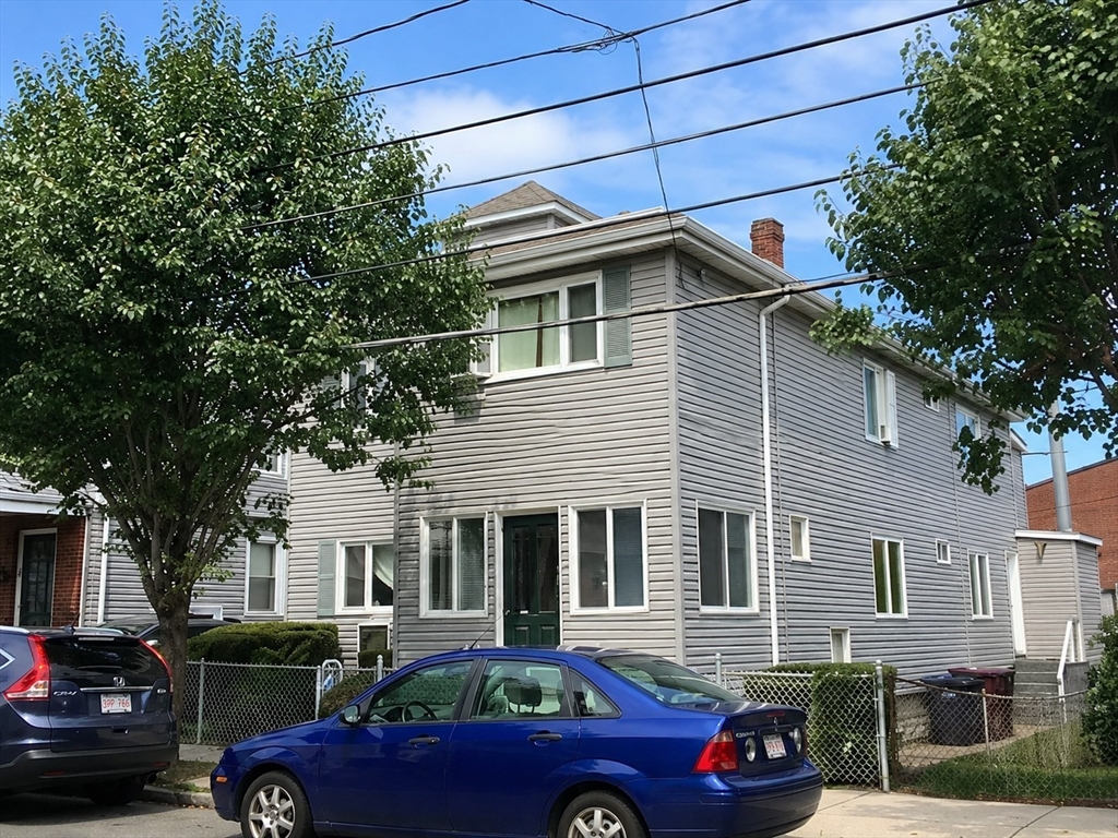 121 Clarence, Everett, Massachusetts, 3 Bedrooms Bedrooms, 6 Rooms Rooms,1 BathroomBathrooms,Residential Lease,For Rent,Clarence,73552386