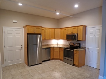 1072 Washington St, Weymouth, Massachusetts, 1 Bedroom Bedrooms, 3 Rooms Rooms,1 BathroomBathrooms,Residential Lease,For Rent,Washington St,73552732