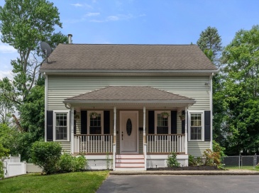 37A Wabash Ave, Worcester, Massachusetts, 3 Bedrooms Bedrooms, 7 Rooms Rooms,3 BathroomsBathrooms,Residential,For Sale,Wabash Ave,73534376
