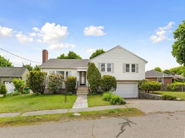 36 Ripley Rd, Medford, Massachusetts, 3 Bedrooms Bedrooms, 6 Rooms Rooms,2 BathroomsBathrooms,Residential,For Sale,Ripley Rd,73524909
