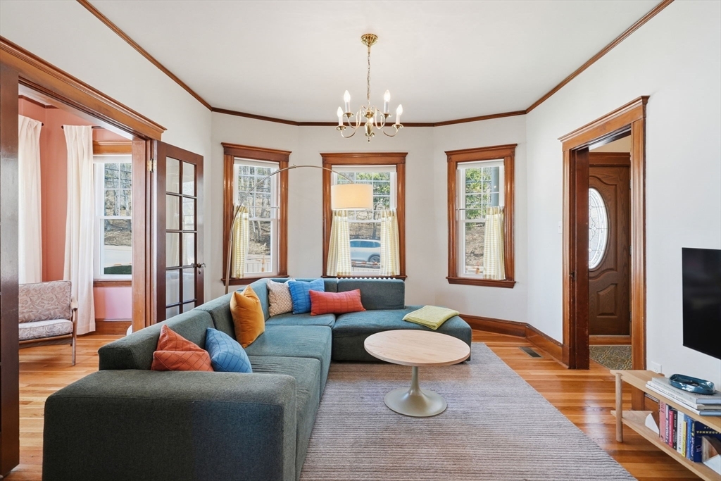 42 Lagrange St, Boston, Massachusetts, 3 Bedrooms Bedrooms, 7 Rooms Rooms,1.5 BathroomsBathrooms,Residential,For Sale,Lagrange St,73512235