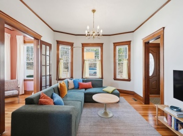 42 Lagrange St, Boston, Massachusetts, 3 Bedrooms Bedrooms, 7 Rooms Rooms,1.5 BathroomsBathrooms,Residential,For Sale,Lagrange St,73512235