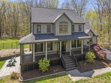 52 Fales Road, Plainville, Massachusetts, 3 Bedrooms Bedrooms, 8 Rooms Rooms,3 BathroomsBathrooms,Residential,For Sale,Fales Road,73514323 52 Fales Road, Plainville, Massachusetts, 3 Bedrooms Bedrooms, 8 Rooms Rooms,3 BathroomsBathrooms,Residential,For Sale,Fales Road,73514323