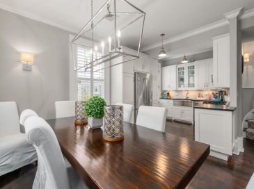 901 E. Broadway, Boston, Massachusetts, 3 Bedrooms Bedrooms, 6 Rooms Rooms,3 BathroomsBathrooms,Residential Lease,For Rent,E. Broadway,73528266