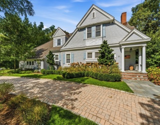 7 Eagle Drive, Dartmouth, Massachusetts, 5 Bedrooms Bedrooms, 10 Rooms Rooms,4.5 BathroomsBathrooms,Residential,For Sale,Eagle Drive,73478602